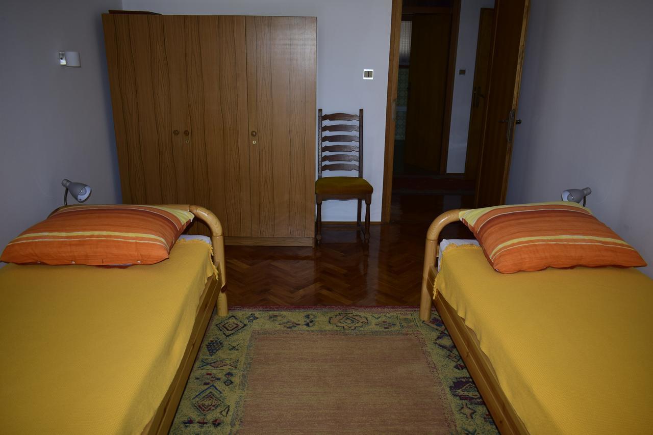 Apartment Faith Malinska Buitenkant foto