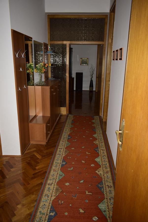 Apartment Faith Malinska Buitenkant foto