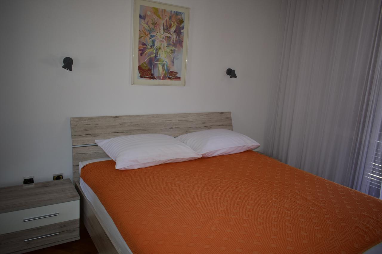 Apartment Faith Malinska Buitenkant foto